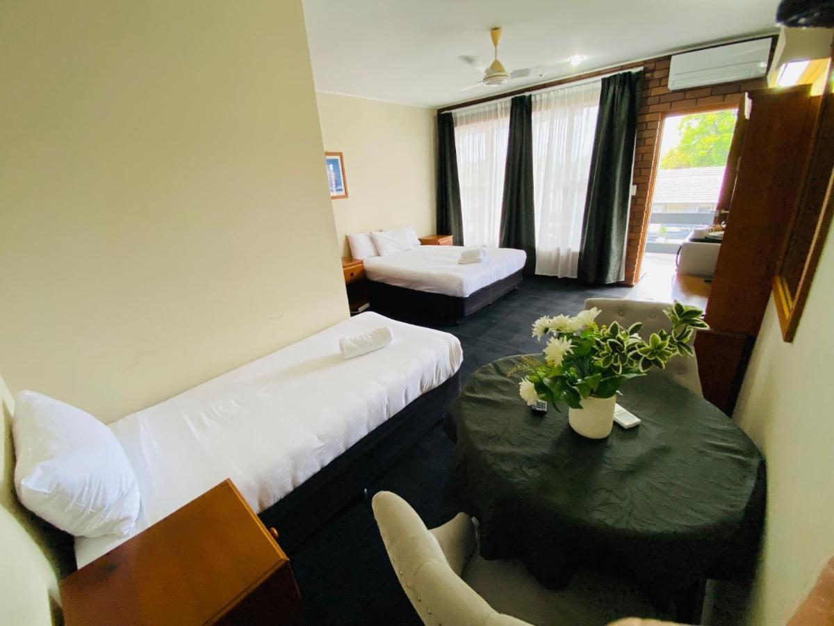 Nowra Motor Inn Экстерьер фото