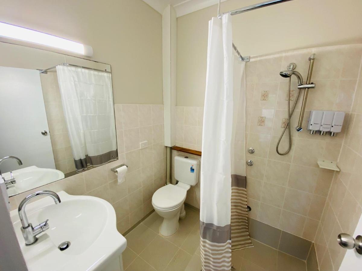 Nowra Motor Inn Экстерьер фото