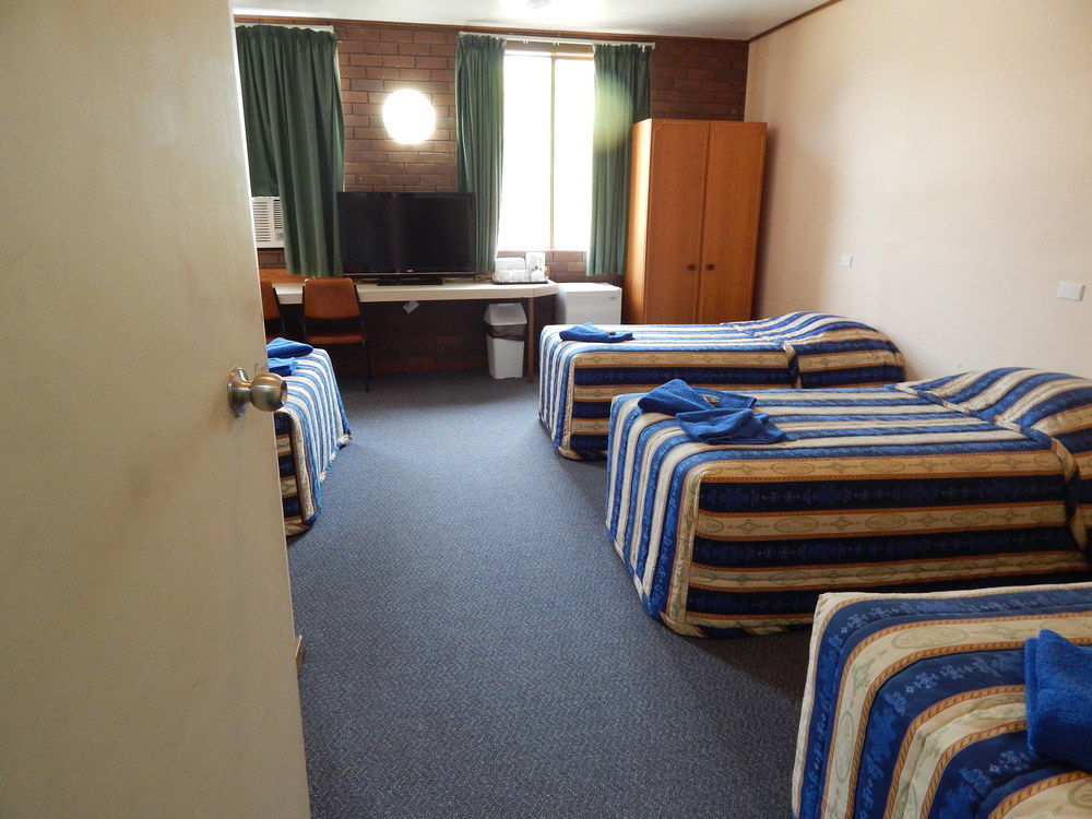 Nowra Motor Inn Экстерьер фото